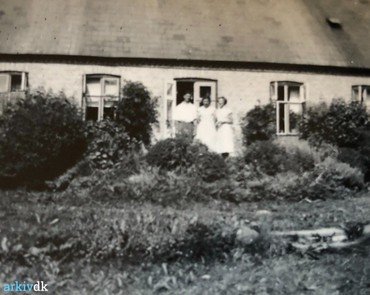 1940erne. - Sommer i Haven. Personerne ukendte.