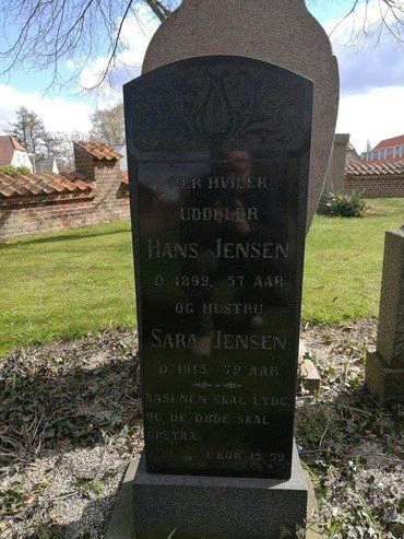 Hans Jensens gravsten